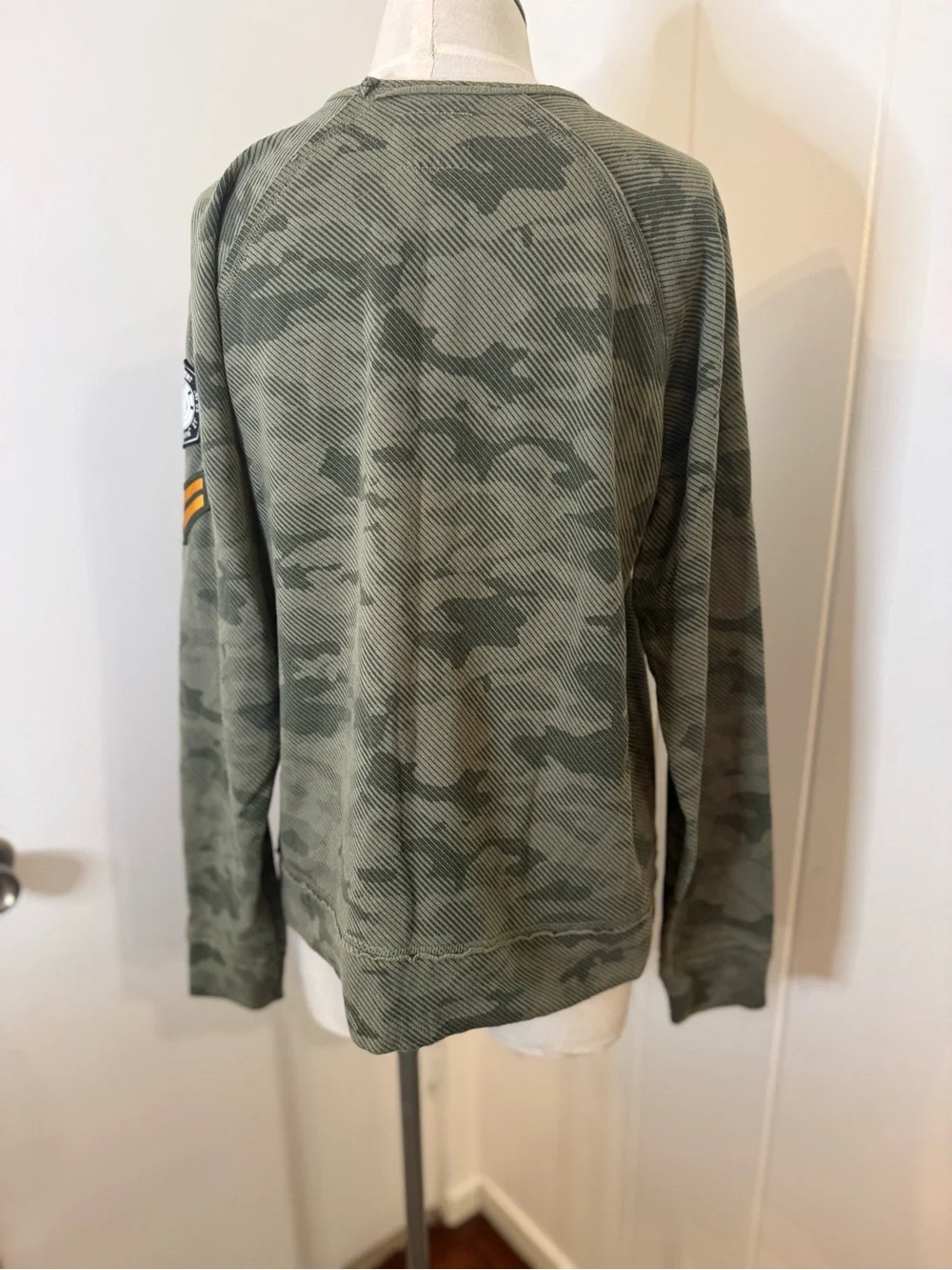 Element Men's Olive Green Camo Crewneck Sweater Sz M